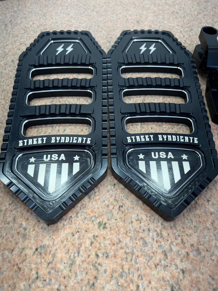 Curb Stompers Bagger Floorboards – Street Syndicate MFG