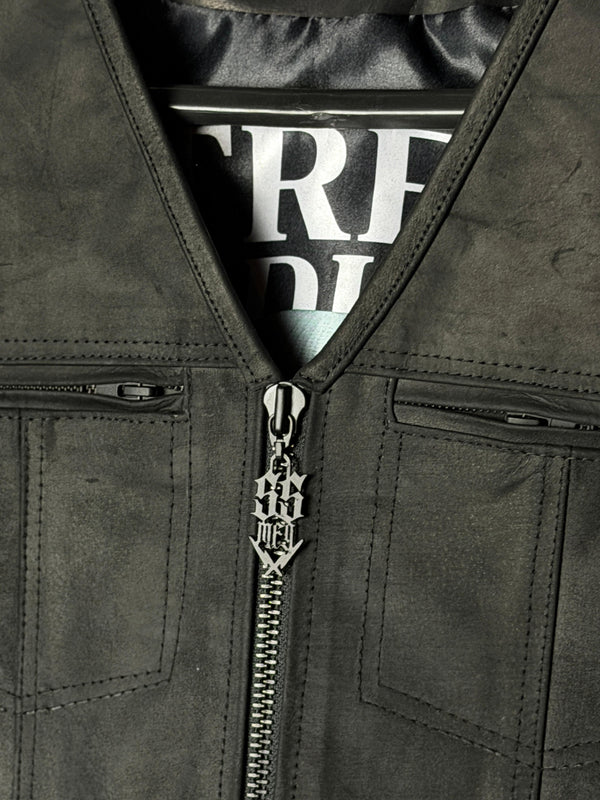 Skipper v neck Cali cut vest