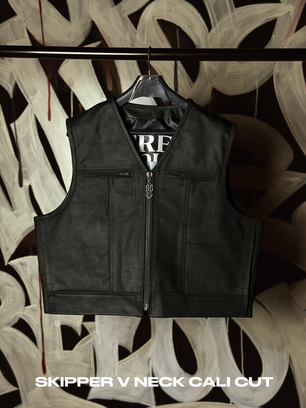 Skipper v neck Cali cut vest