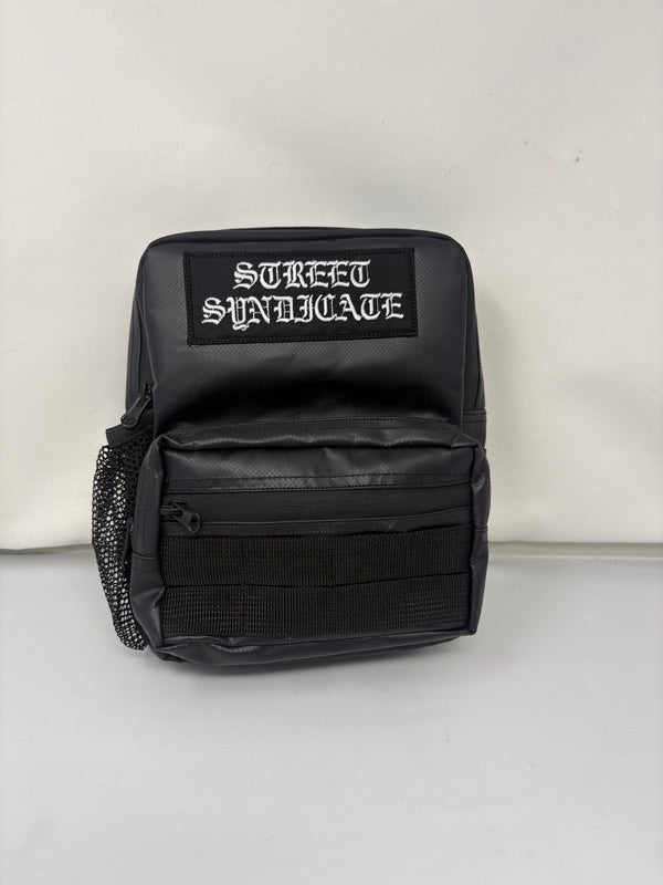 Weather proof over sized  bar bag with magnets